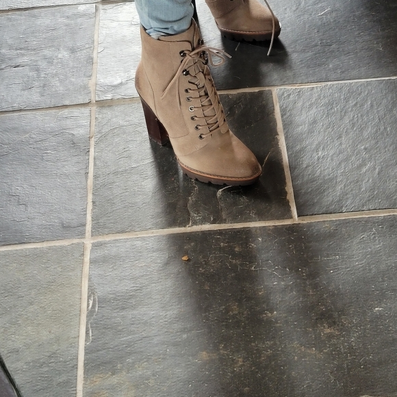 Kenneth Cole Booties - Picture 3 of 5